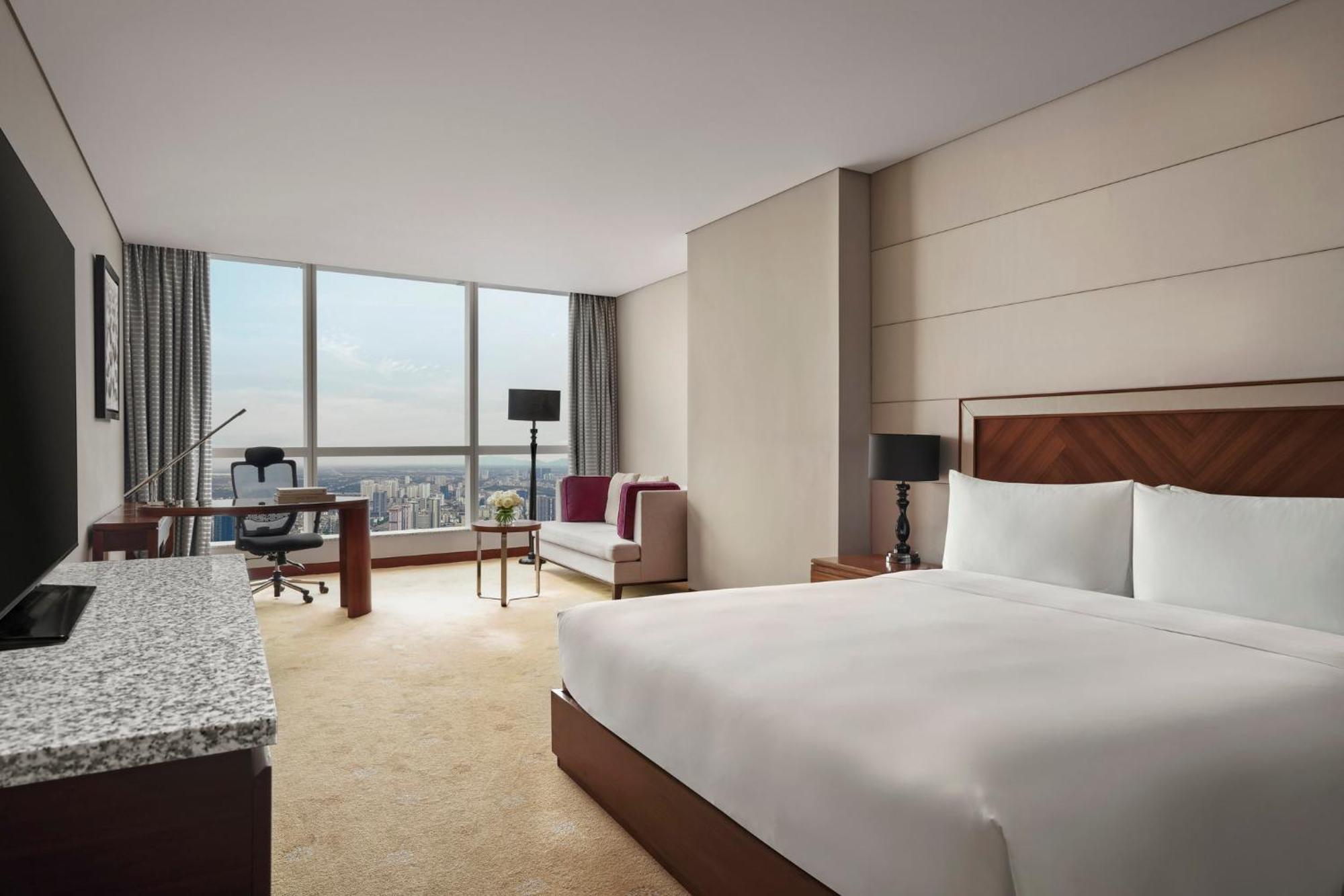 Intercontinental Hanoi Landmark72 By Ihg Exterior photo